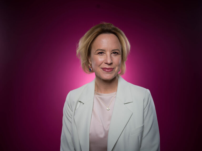 Julia Becker